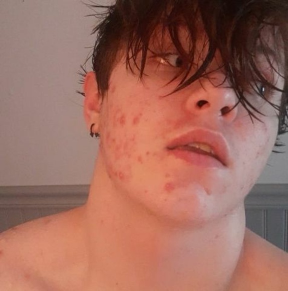 Profile Picture of Cayden Attenberger (@cattenberger) on Poshmark