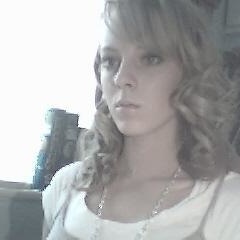 Profile Picture of Helen Field (@helzsparkle) on Myspace