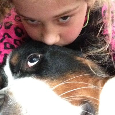 Profile Picture of Robbinnola (@robbinnola) on Tiktok