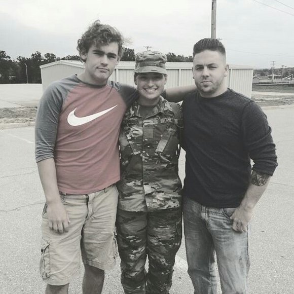 Profile Picture of Hope Eutsler (@eutsler5) on Poshmark