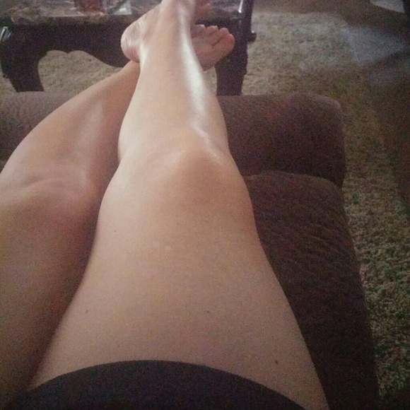 Profile Picture of Nancy Corona (@lleopards83) on Poshmark