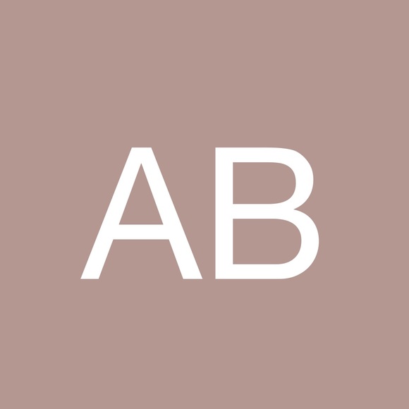 Profile Picture of Andrew Barber (@andrewbarber458) on Poshmark