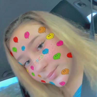 Profile Picture of Clarissa Townsend (@clariss61904956) on Twitter