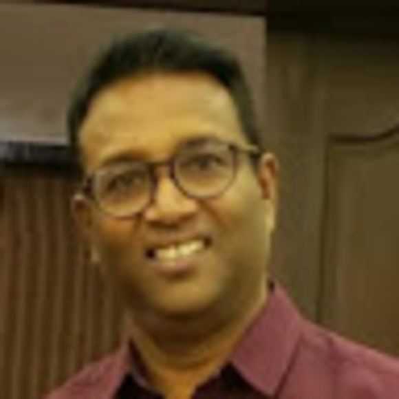 Profile Picture of Vijitha Jayasinghe (@vijithjay) on Poshmark