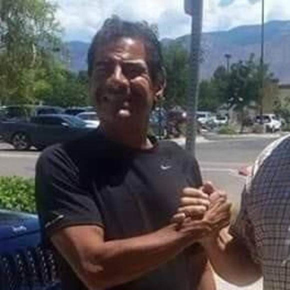 Profile Picture of Robert Lueras (@lueras97) on Poshmark