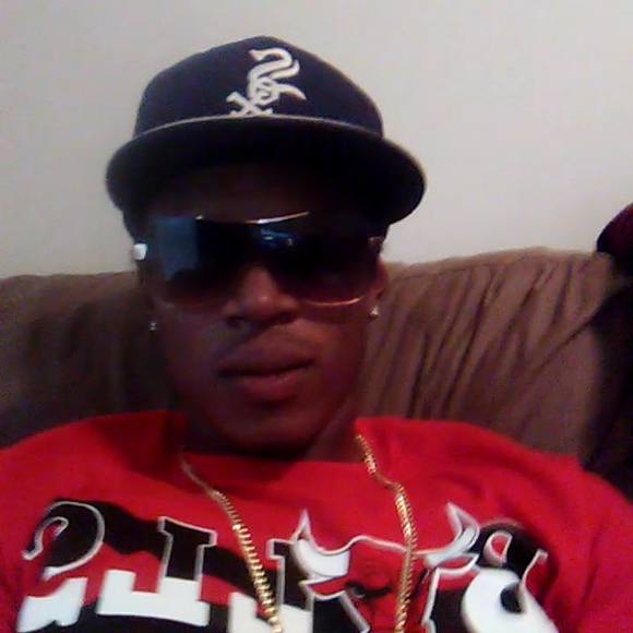 Profile Picture of Ken Sims (@younggod1379) on Poshmark