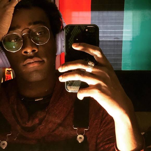 Profile Picture of Cedric Francis (@bogbokor) on Poshmark