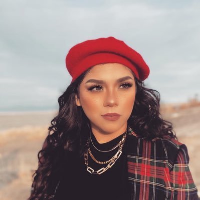 Profile Picture of Sofia (@Arlene_lopez115) on Twitter