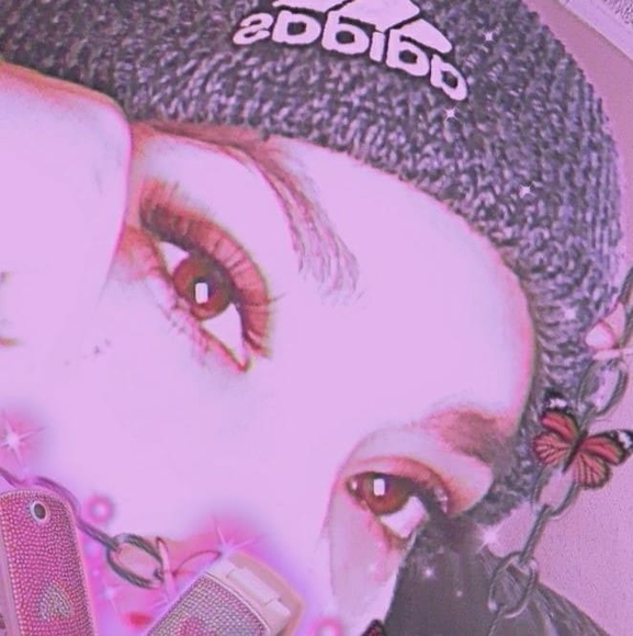 Profile Picture of Haley Ramirez (@haleytalia) on Poshmark