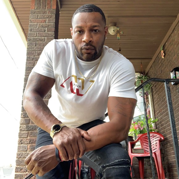 Profile Picture of Tony Prince (@toneprince123) on Poshmark