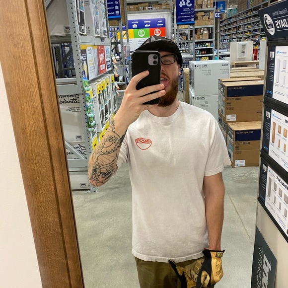 Profile Picture of Michael Williamson (@jamesw717) on Poshmark