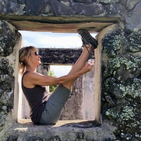 Profile Picture of Lori Rosenthal (@lorirose22) on Poshmark