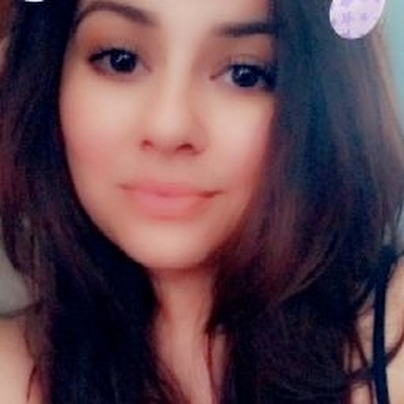 Jasmine a Kaites-ramirez - Poshmark Profile Picture of Jasmine a Kaites-ramirez (@jasi24ann) on Poshmark