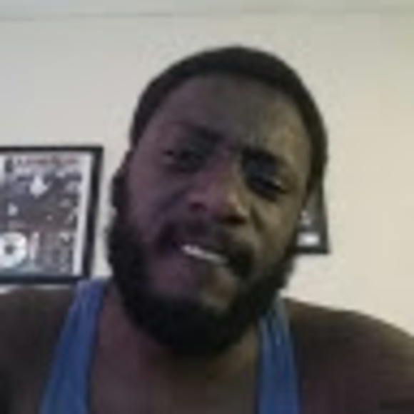 Profile Picture of Jeffrey Walker (@jwalk352) on Poshmark