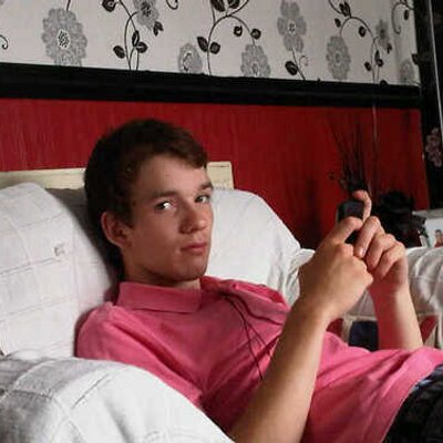 Profile Picture of James Caplin (@james_capo93) on Twitter