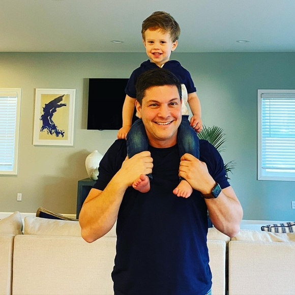 Profile Picture of Michael Rainone (@mrain1) on Poshmark