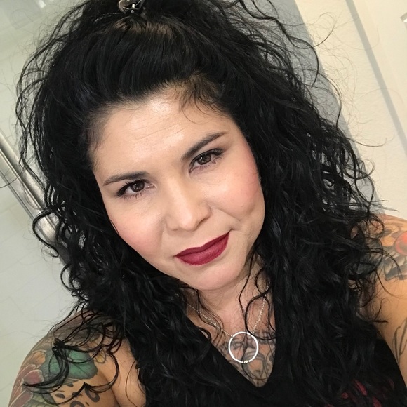 Profile Picture of Mandy Rodiguez (@mandypants303) on Poshmark