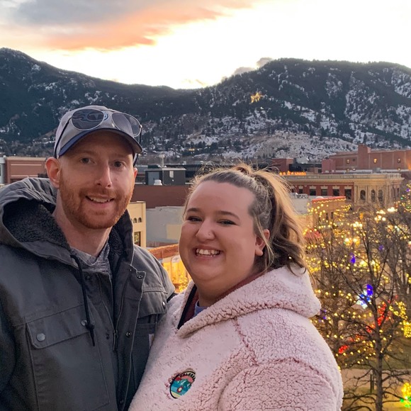 Profile Picture of Jennifer Knutsen (@jenknutsen) on Poshmark