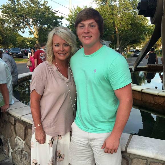 Grayham Cheatwood - Poshmark Profile Picture of Grayham Cheatwood (@grayham65) on Poshmark