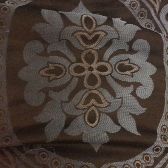 Profile Picture of Emma Voght (@emma_voght) on Poshmark