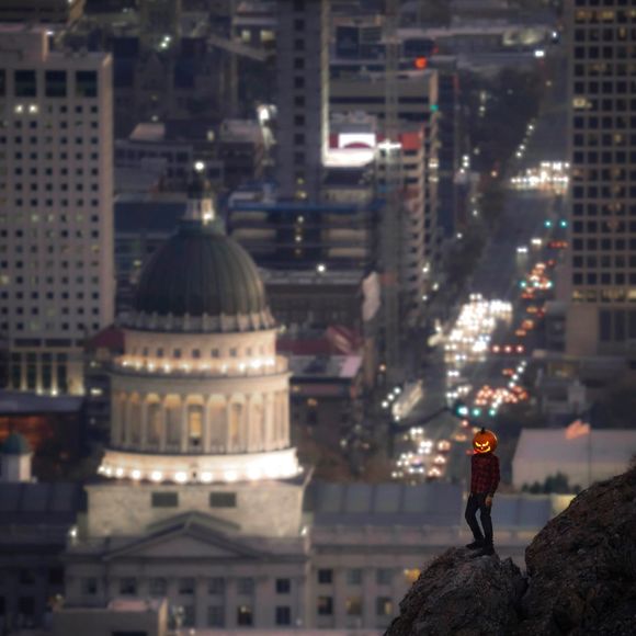 Profile Picture of Lucy Hoffman (@oceanwave4444) on Poshmark