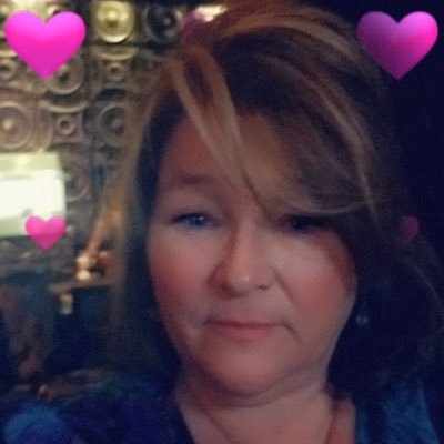 Profile Picture of Lori Thibodeau (@montangriz) on Twitter