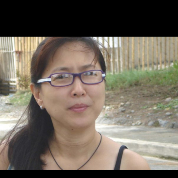 Profile Picture of Susan Labonete (@susiewong0105) on Poshmark