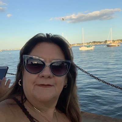 Profile Picture of Isabel Martinez (@isabelm95073166) on Twitter