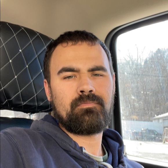 Profile Picture of Jonathan Harlow (@jonathanharlow) on Poshmark
