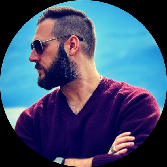 Kostantinos Loukopoulos - Poshmark Profile Picture of Kostantinos Loukopoulos (@kostantinoslouk) on Poshmark