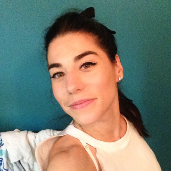 Profile Picture of Jade Bonnemaison (@hisui44) on Poshmark