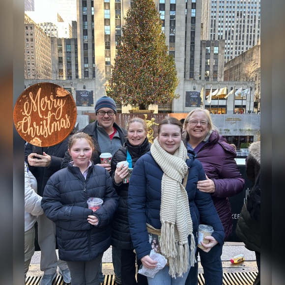 Profile Picture of Dru Madruga (@drumadruga) on Poshmark