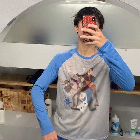 Profile Picture of Joseph Stuart (@joseph_stuart88) on Poshmark