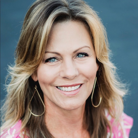 Profile Picture of Tracey Gann (@traceygann) on Poshmark