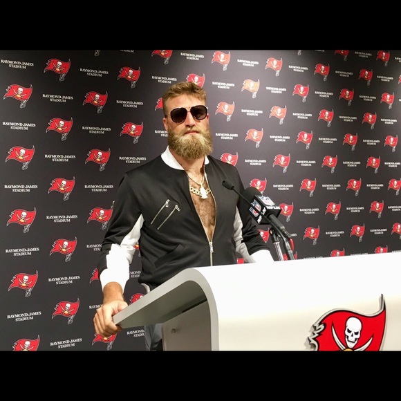 Profile Picture of George Cauthen (@gmcauthen1) on Poshmark