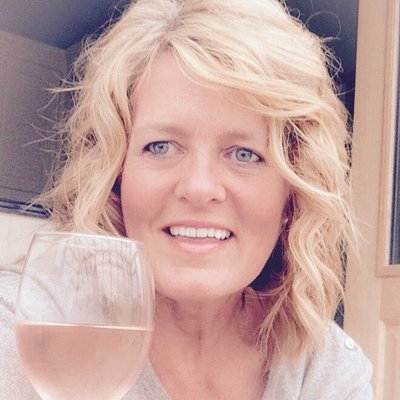 Profile Picture of Louise Jackson (@Loujackson64) on Twitter