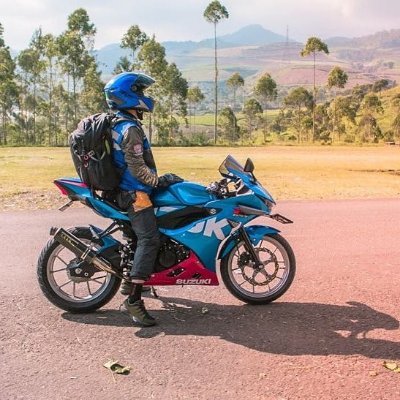 Profile Picture of Joseph Fernandez (@joseph_fern) on Twitter