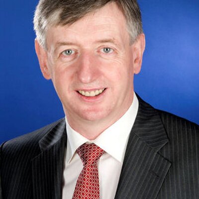 Profile Picture of Pat Burton (@patburtonFG) on Twitter