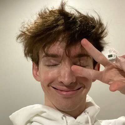 Profile Picture of FlamingoAlbert (@albertflamingovids) on Tiktok