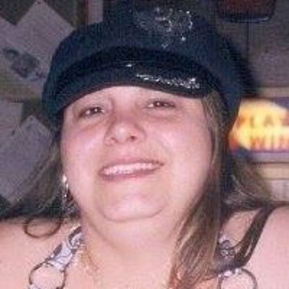 Profile Picture of Tina Doner (@brighttina2000) on Poshmark