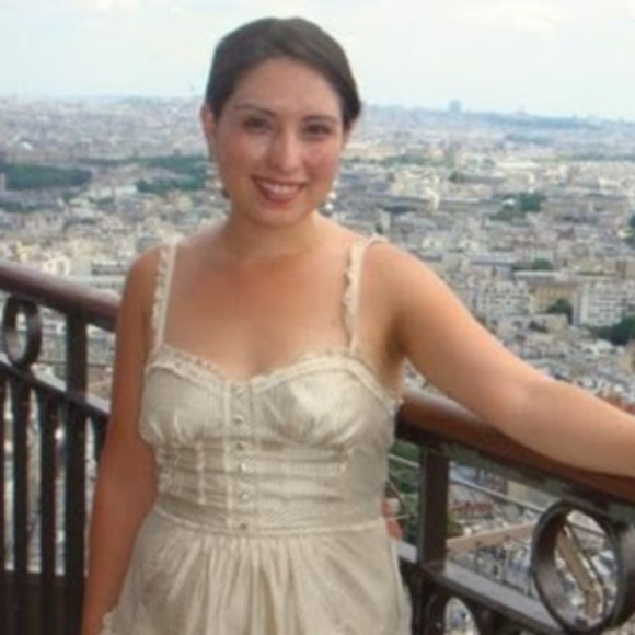 Profile Picture of Sandra Decker (@dsandrita82) on Poshmark