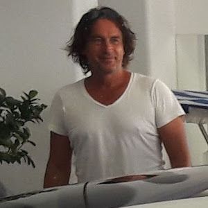 Profile Picture of albert mangera (@amadeusio) on Tiktok