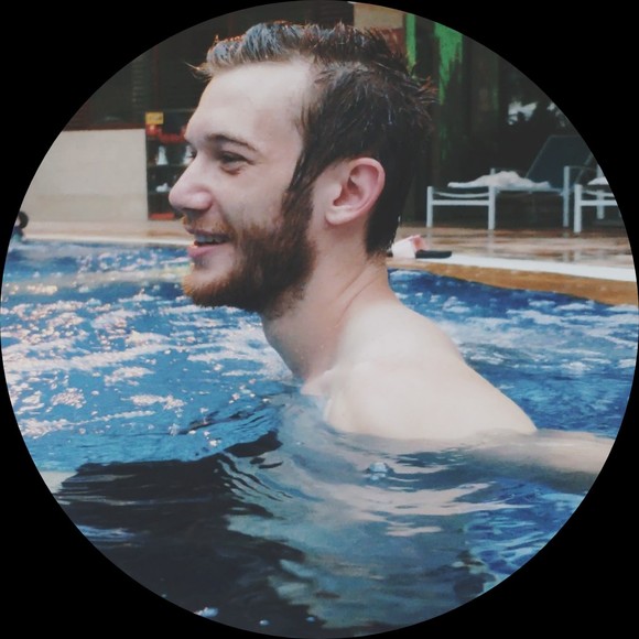 Profile Picture of Kent Schuebel (@bulmogasvas) on Poshmark