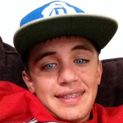 Profile Picture of Randy (@RandyVader) on Twitter
