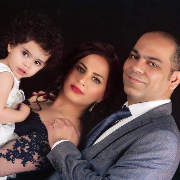 Maryam Akhavan - Poshmark Profile Picture of Maryam Akhavan (@mpardis) on Poshmark