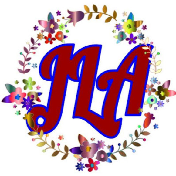 Profile Picture of Julia Arellano (@juliaarellano24) on Poshmark