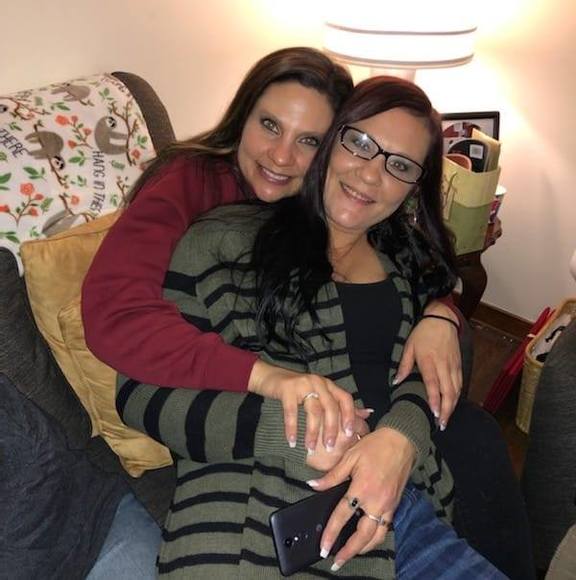 Profile Picture of Renae m Majercik (@renaemichellem) on Poshmark