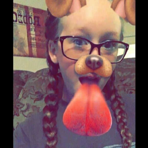 Profile Picture of Rylie Lequia (@rylie_rose) on Poshmark