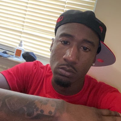 Profile Picture of Quick (@richby22) on Twitter