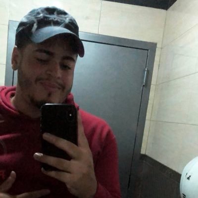 Profile Picture of Matthew Bryant (@impayshunt) on Twitter